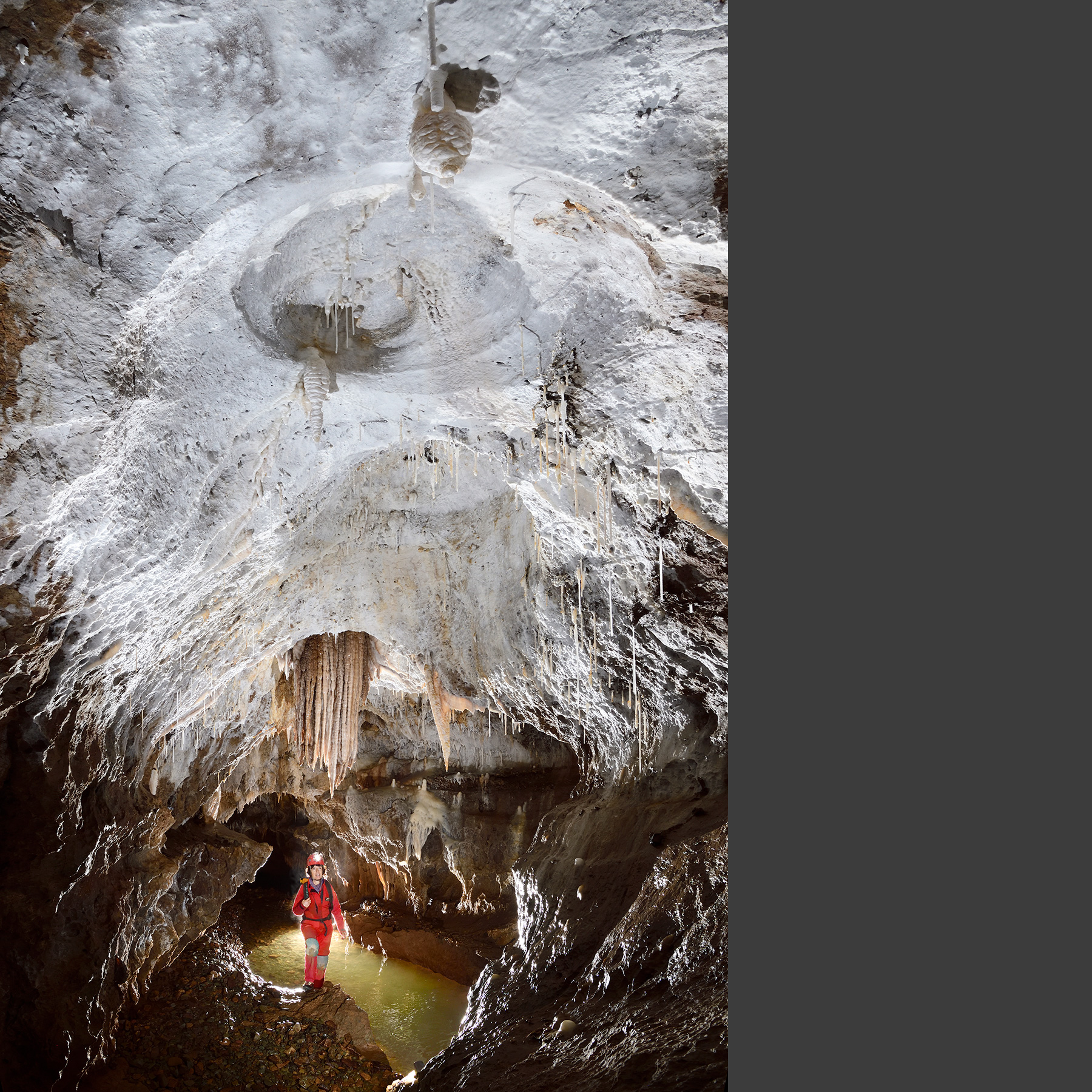 Grotte de l’Orquette (Hérault, France)