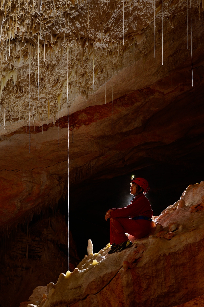 Cova des Pas de Vallgornera (Majorque, Baléares, Espagne) - Fistuleuse isolée de 4 m