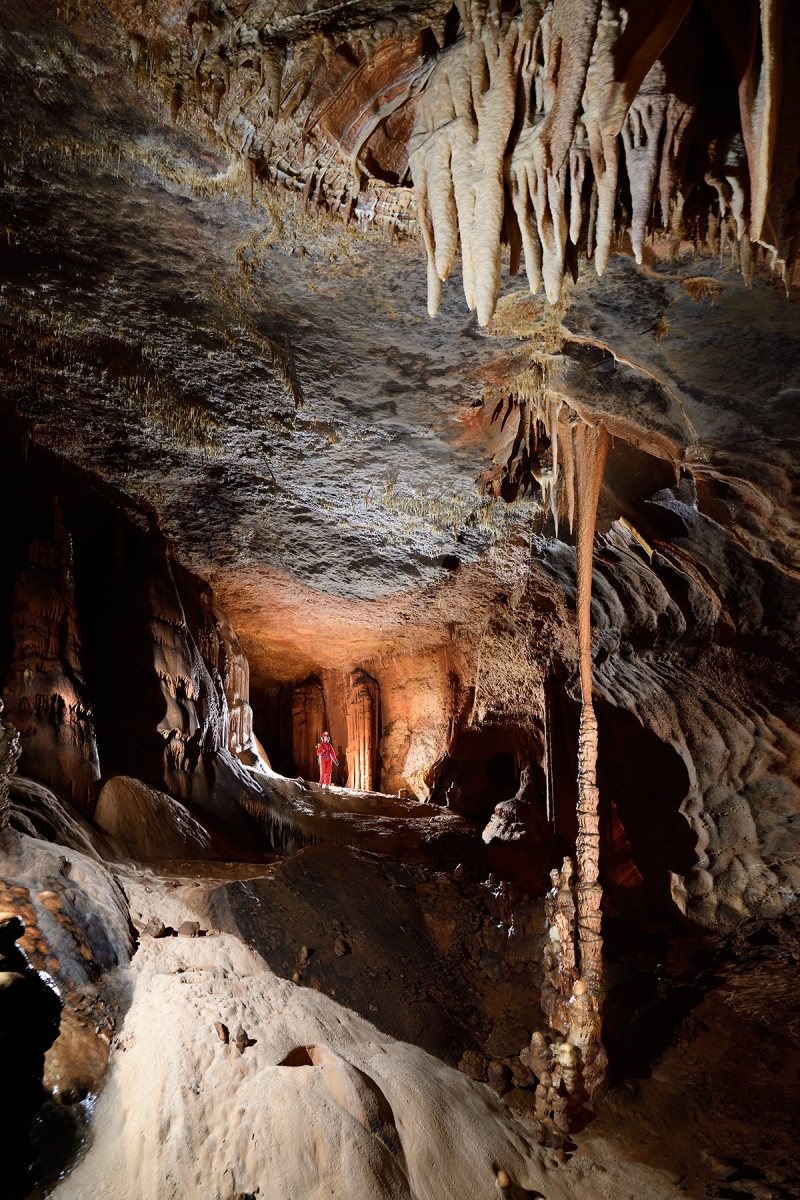 Grotte de Saint-Marcel d'Ardèche (réseau I) - Corridor au dessus du Gouffre de l'Enfer 