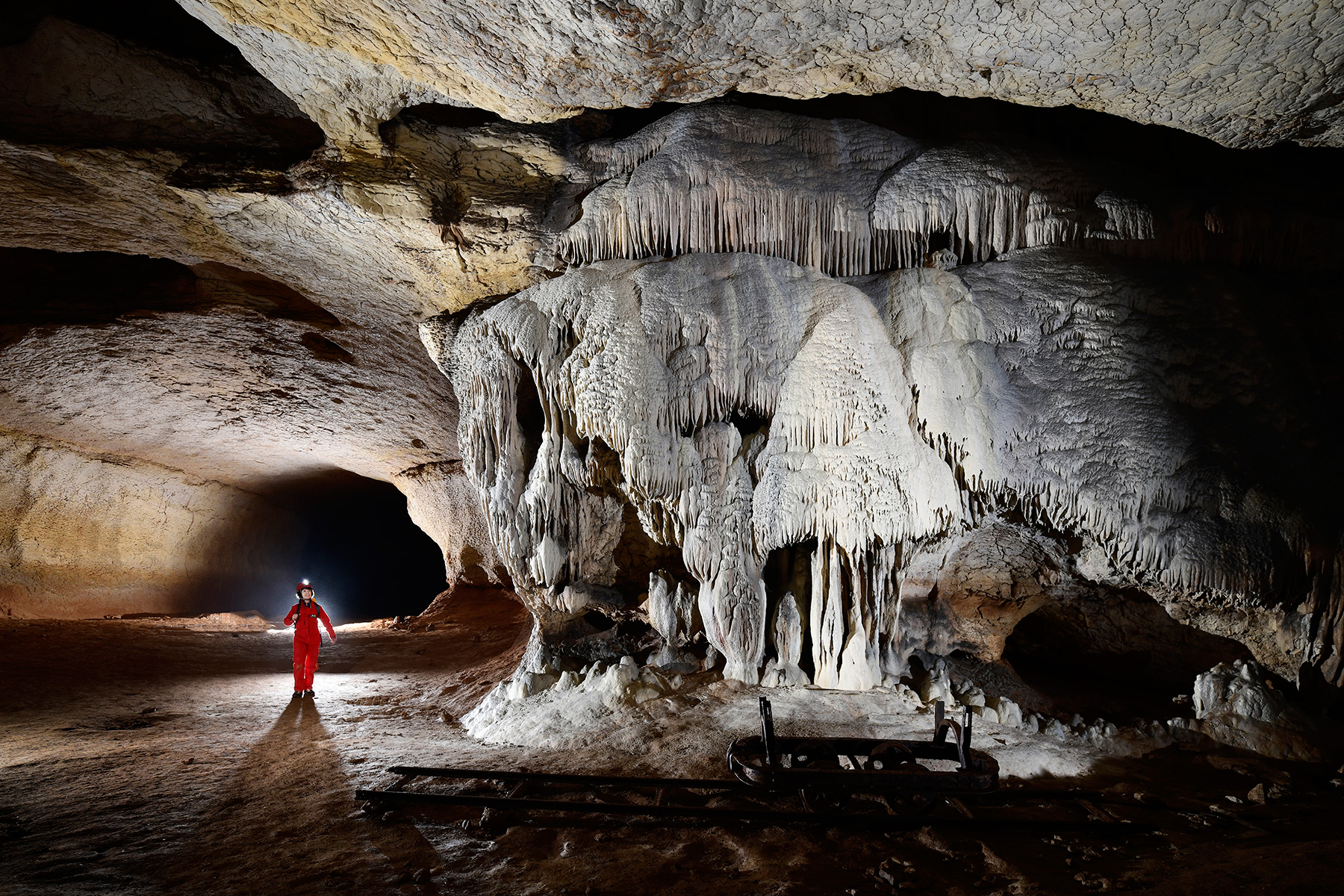 Grotte de Saint-Marcel d'Ardèche (galerie d'entrée) - Le Mammouth (également appel l'Eléphan)