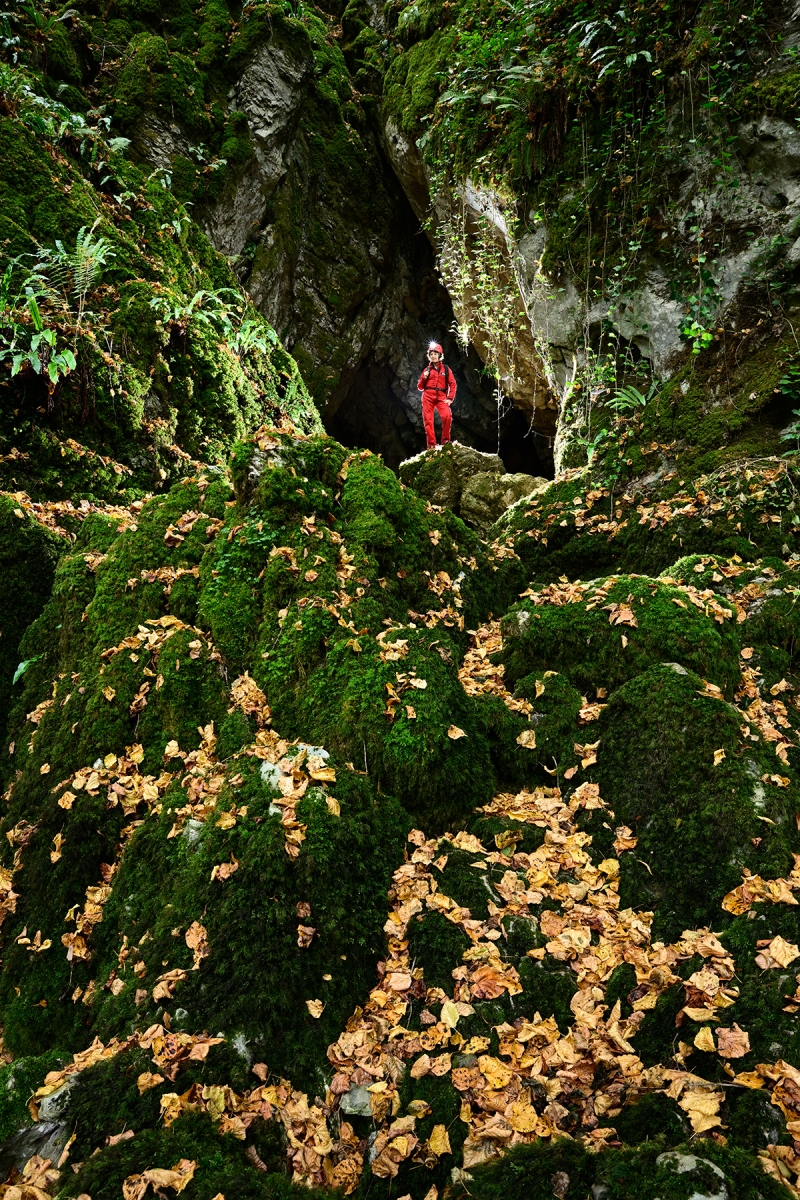 Grotte de la Maoure (Haute Garonne) - Entrée de la cavité en période d'étiage