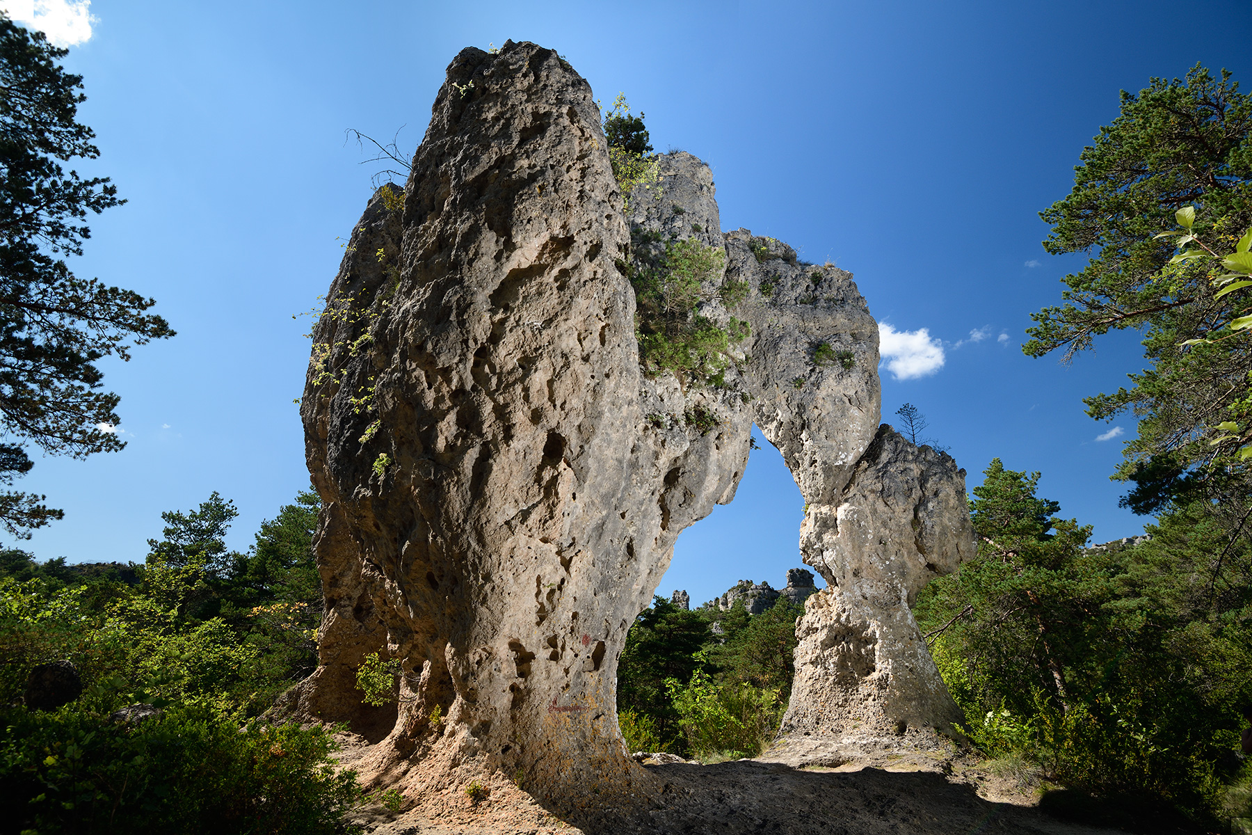 Site ruiniforme de Montpellier-le-Vieux (Causse Noir, Aveyron) - L'arc de triomphe