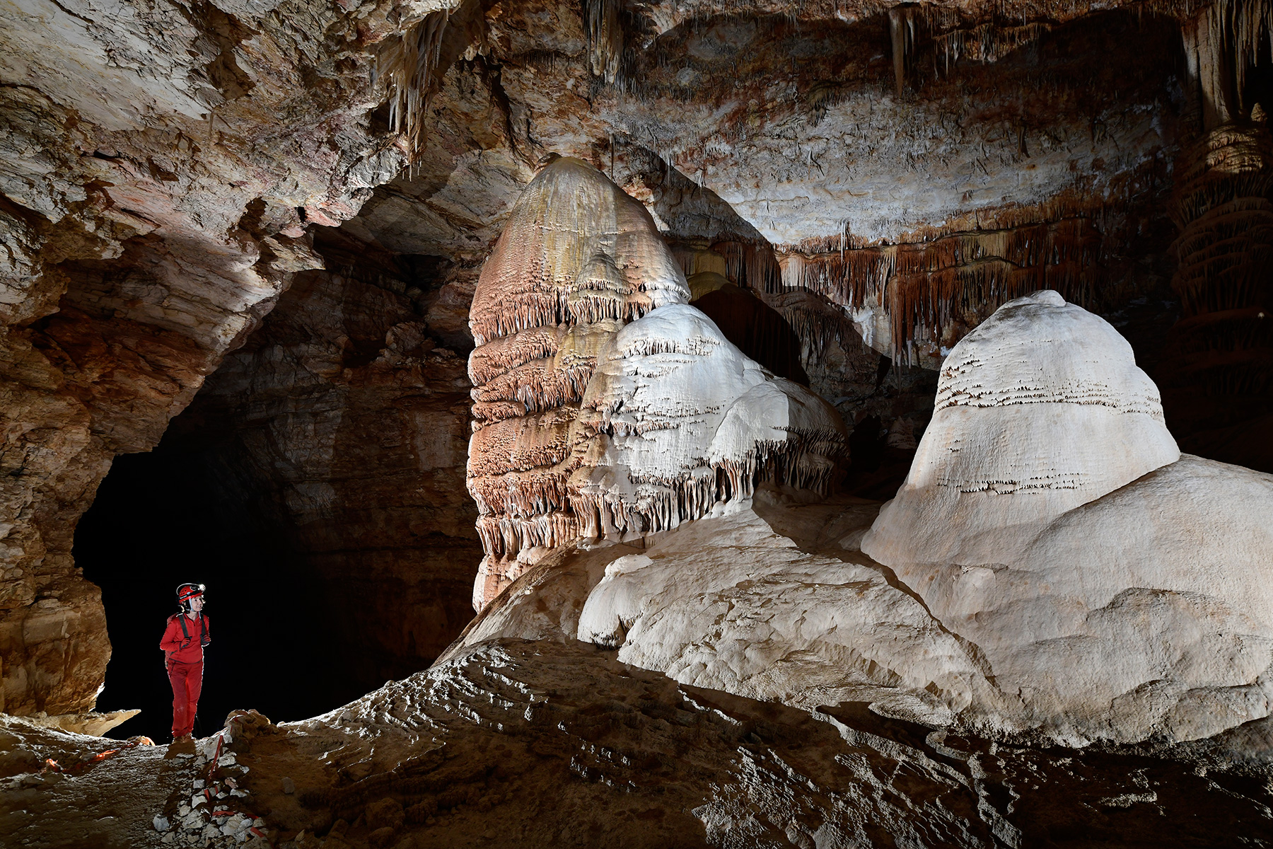 Cottonwood Cave (USA - Nouveau Mexique) - Dômes géants de calcite dans la galerie principale ("Main passage")