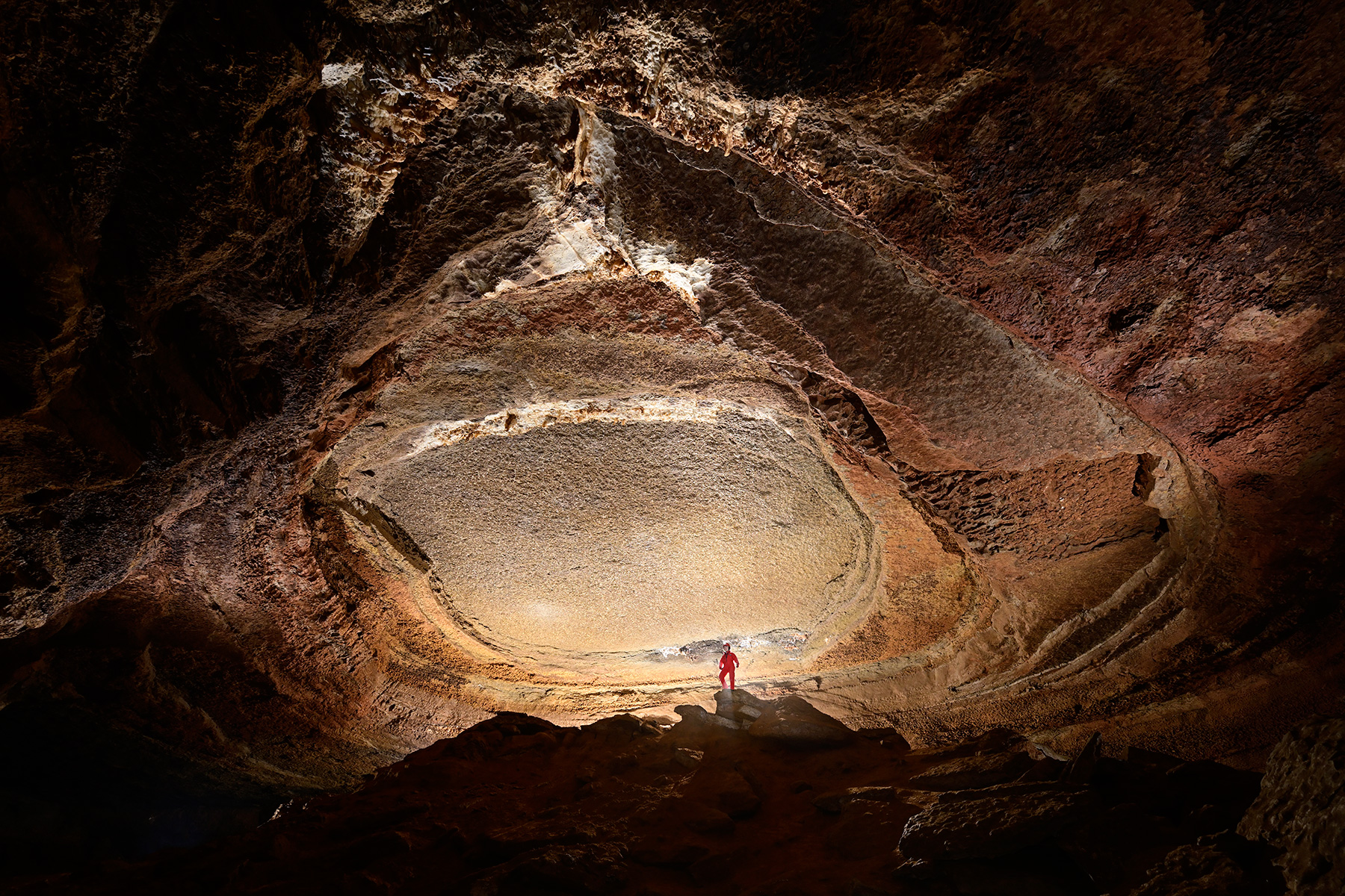 Grotte de Trabuc (Gard) - Salle du Chaos : salle d'effondrement avec un plafond plat (vue à partir de l'ouest)