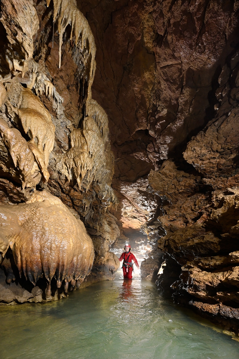Grotte de Milandre (Suisse) - Progression dans la rivière