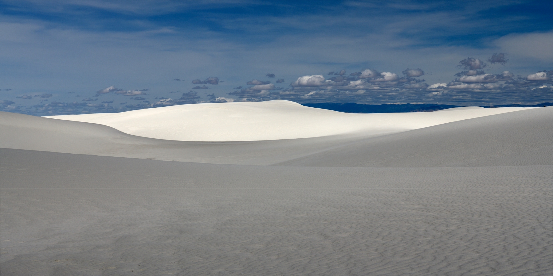 White Sands National Park (Nouveau Mexique, USA) - Jeux de lumière et d'ombre sur les dunes de sable blanc