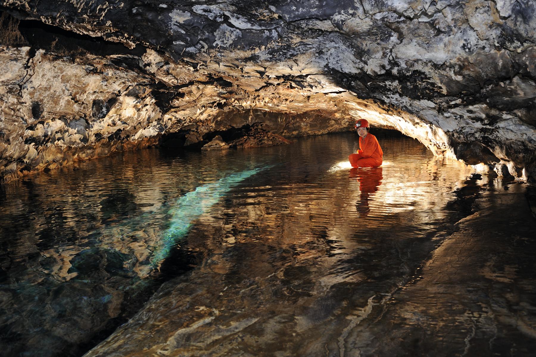 Hawaï (USA) - Tube de lave - Water Cave - Siphon terminal