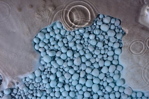 Perles des cavernes (pisolithes) bleues - Détail d'un nid(SP-15-1089)