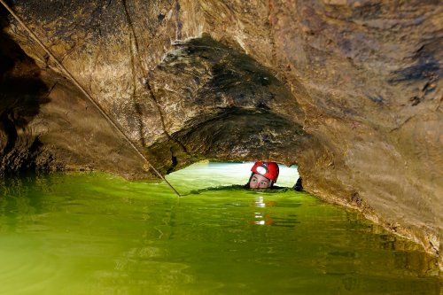 Grotte de la Castelette (Massif de la Sainte Baume, Var) : passage de la voûte mouillante(SP-16-0202.jpg)