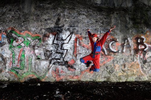 Mine de Lochezen (Walenstadt, Suisse) - Murs tagués de l'ancien hôpital crée dans la mine pendant la guerre ("Jumping Vicky").(SP-18-0579)