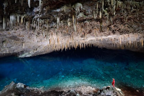 Gruta do Lago Azul (Mato Grosso do Sul, Brésil) - Lac aux eaux bleues vu de haut(SP-19-1104)