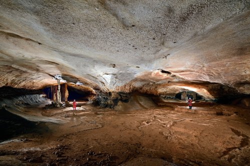 Grotte de Saint-Marcel d'Ardèche (réseau I) - Virage à 90° à la fin de la galerie des Boas (SP-19-1557)