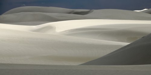 White Sands National Park (Nouveau Mexique, USA) - Dunes de sable blanc : jeux d'ombre et de lumière (VO-20-0435)