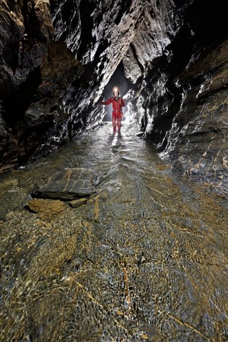 Gouffre Géant de Cabrespine (Aude) - Progression dans la rivière(SP-23-0745)