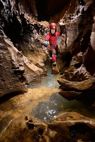 Grotte de Foissac (Aveyron) - Petit canyon dans la rivière souterraine(SP-23-0656)