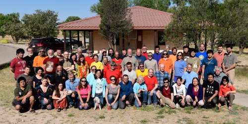 Participants aux 4èmes Rencontres Internationales des Photographes du Monde Souterrain (International Cave Photographers Meeting)(Group Photo 4th ICPM)