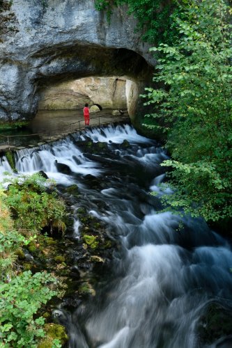 Source intermittente de Fontestorbes (Ariège)(HY-20-0071)