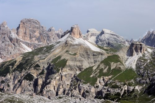 Sommets au dessus du refuge Locatelli (Massif des Dolomites, Italie)(MO-11-0082)