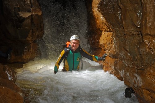 Abîme de Bramabiau (Gard) - Progression dans la rivière après la Cascade du Pont (SP-07-0272)