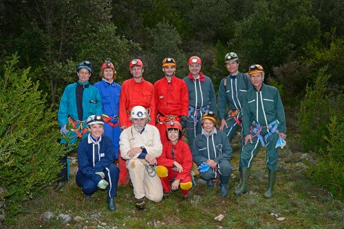 Grotte de Pousselières (Hérault) - Groupe de spéléos avant l'exploration(SP-12-1048)