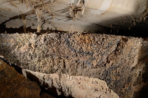 Wind Cave (Gunung Mulu National Park, Bornéo, Malaisie) - Remplissage de sédiments dans une galerie (intérêt géologique).(SP-13-0571)