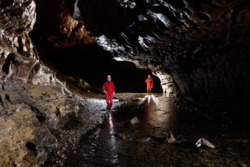 Bysci Scala Cave (Tchéquie, Moravie) - Galerie principale avec la rivière(SP-13-0798)
