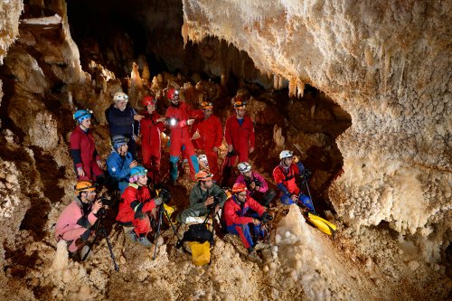 KotalehKhor Cave (Province de Zanjan, Iran) - Stage de perfectionnement à la photographie souterraine de dix membres de l'ICSA (Iranian Cavers and Speleologists Association)(SP-15-0118)