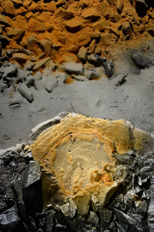 Mine de Lochezen (Walenstadt, Suisse) - Cristallisations dans le lac.(SP-18-0572)