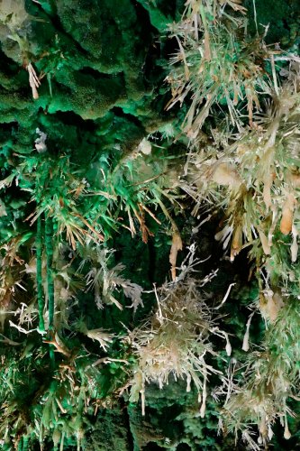 Grand Aven du Mont Marcou (Hérault) - Excentriques d'aragonite verte(SP-21-1437)