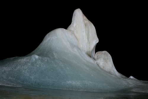 Dobsina ice cave (Slovaquie) - Formation de glace blanche et bleue avec formes arrondies par la fonre(SP-24-2019)