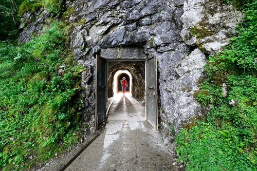 Gouffre de la Pierre Saint-Martin (Pyrénées-Atlantiques) - Entrée du tunnel EDF menant à la salle de la Verna(SP-24-2172)