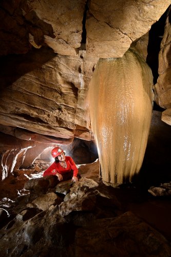 Caverna de Venado (Alajuela, Costa Rica) - La "papaye" (coulée de calcite orange)(SP-25-2614)