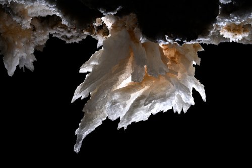 Grotte de Tush Yurruk (Turkménistan) - Cristaux de gypse au plafond(SP-26-0459)