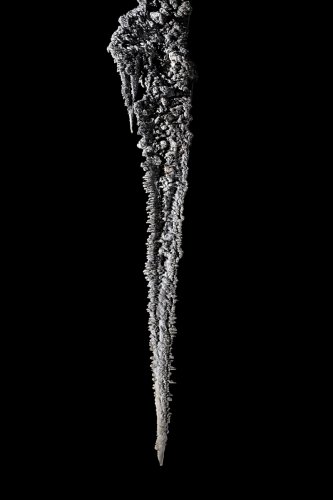 Cueva Canuela (Cantabrie, Espagne) - Grande stalactite grise en forme de sabre(SP-26-1081.jpg)
