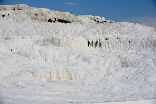 Turquie - Site de Pamukkale : dépôts de travertins (vue d'ensemble)(VO-15-1195)