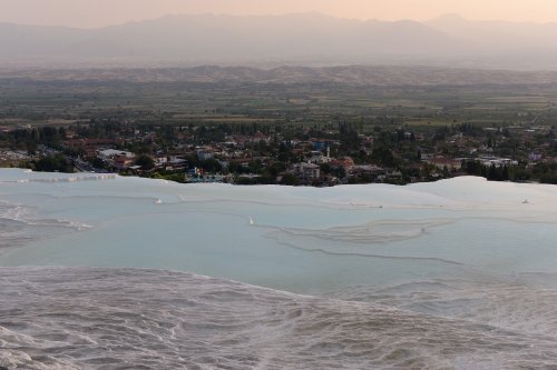 Turquie - Site de Pamukkale : gours dans les travertins de la partie supérieure.(VO-15-1239)