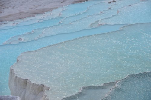 Turquie - Site de Pamukkale : gours dans les travertins.(VO-15-1262)