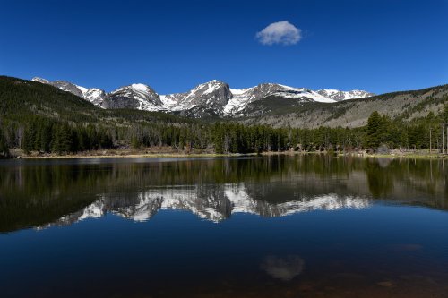 Rocky Mountains National Park (Colorado, USA) - Sprague Lake avec reflet des montagnes enneigées(VO-18-0418)