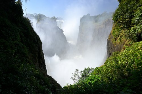 Victoria Falls (Zimbabwe) -  Vue latérale du canyon des chutes(VO-25-0637)