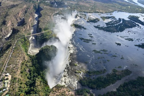Victoria Falls (Zimbabwe) - Vue aérienne des chutes(VO-25-0698)
