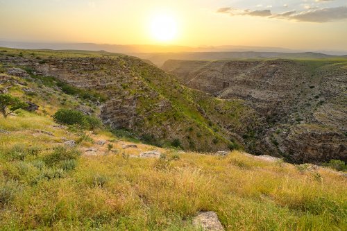 Région du Köytendag (Turkménistan) - Coucher de soleil sur  le canyon de Geophysicheskaya.(VO-26-0994)