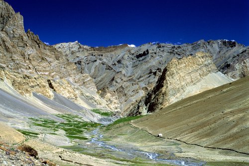 Laddakh. Trek Lamayuru - Padum. Arrivée au village de Photoskar.(Voy-17064)