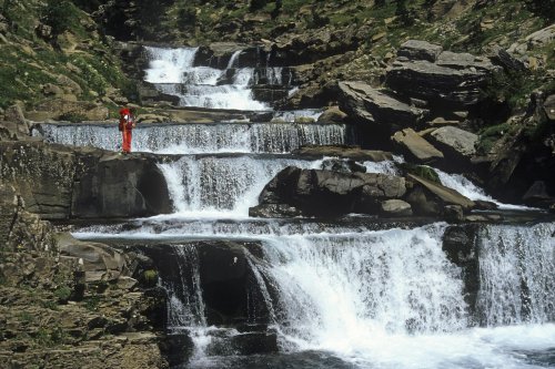 Gradas dans la vallée d'Ordesa (Espagne)(M 1009)