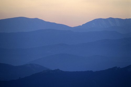 Chaîne des Pyrénées (massif des Fenouillèdes)(M 6404)