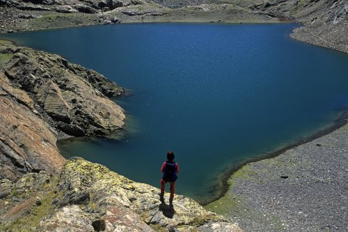 Lac de la Munia (Haut Aragon - Espagne)(M 6867)