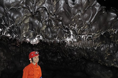 Big Island (Hawaï).  Plafond couvert de lave lisse à l'aspect de chocolat fondu dans Kula Kaï.(SPE 10-0231)