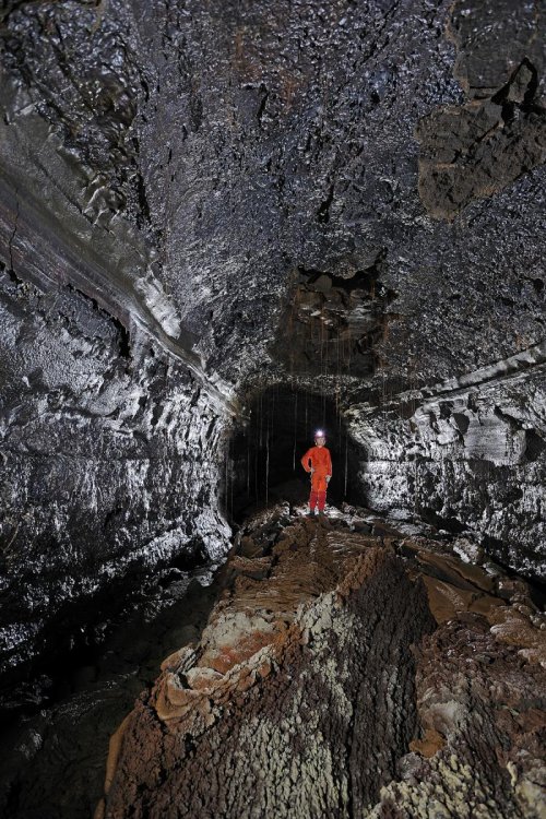 Big island (Hawaï). Galerie dans Kazamura Cave.(SPE 10-0348)