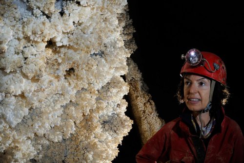 Josef Egyi Barlang (Hongrie) - Gypse "pop corn" sur les parois(SP-12-0493)