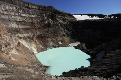 Russie. Kamtchatka. Lac de cratère du volcan Gorely.(V 2006-0579)