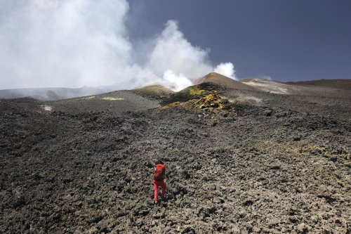 Volcan de l'Etna (Sicile, Italie) - Petit cratère dans la Valle del Bove(vo-08-0388)